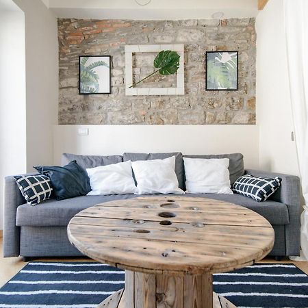 Gem Of The Lake - Luxury Apartment Como Old Town 외부 사진