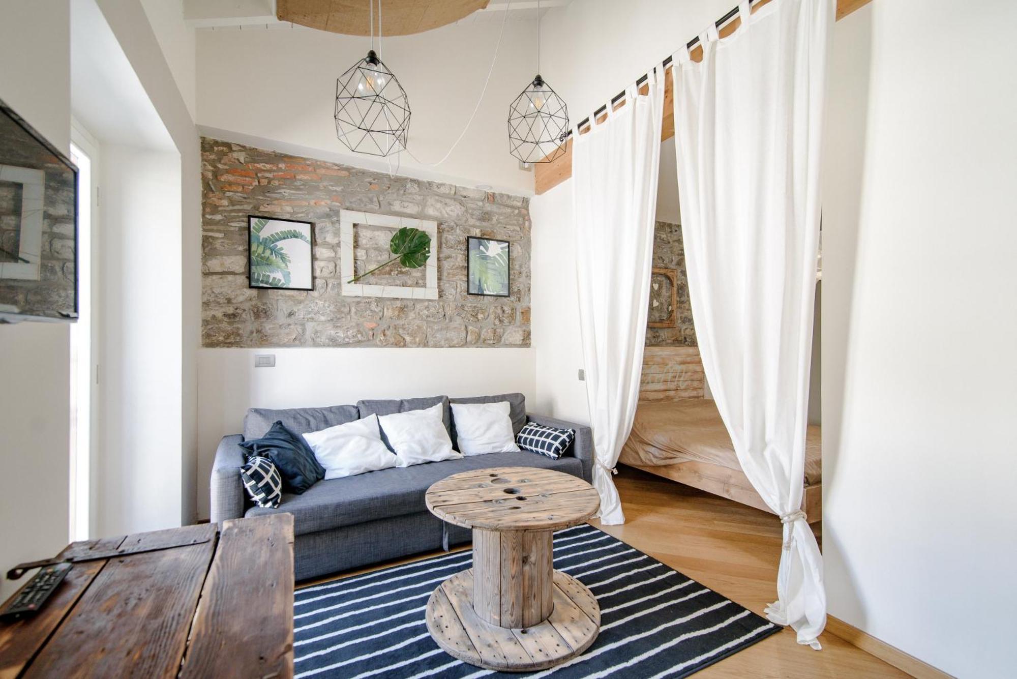 Gem Of The Lake - Luxury Apartment Como Old Town 외부 사진