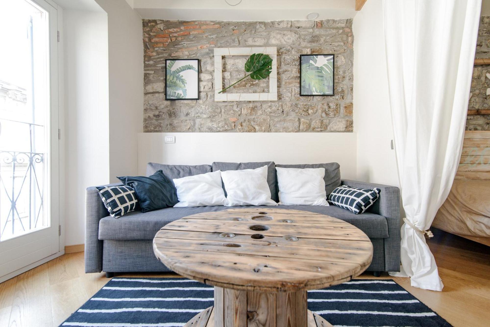 Gem Of The Lake - Luxury Apartment Como Old Town 외부 사진